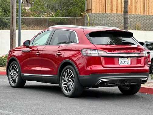 2020 Lincoln Nautilus Reserve