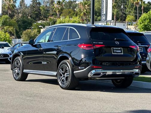 Black 2026 Mercedes-Benz GLC 300 Base 4MATIC
