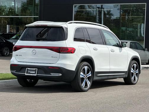 2023 Mercedes-Benz EQB 300 Base 4MATIC