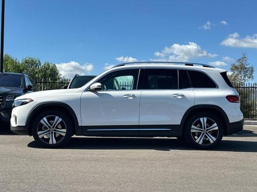 2023 Mercedes-Benz EQB 300 Base 4MATIC