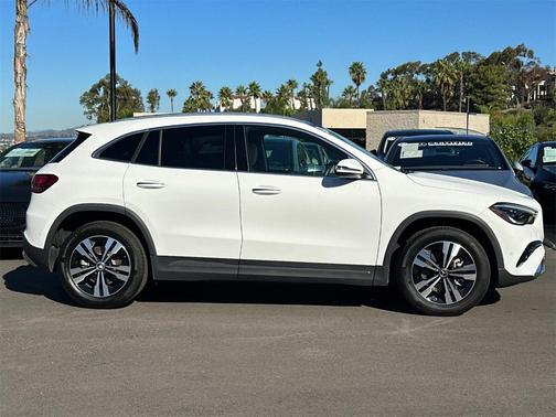 2025 Mercedes-Benz GLA 250 Base