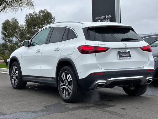 2025 Mercedes-Benz GLA 250 Base