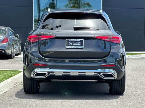 Graphite 2026 Mercedes-Benz GLC 300 Base