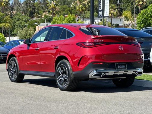 MAN PATAGONIA R 2026 Mercedes-Benz GLC 300 Base 4MATIC