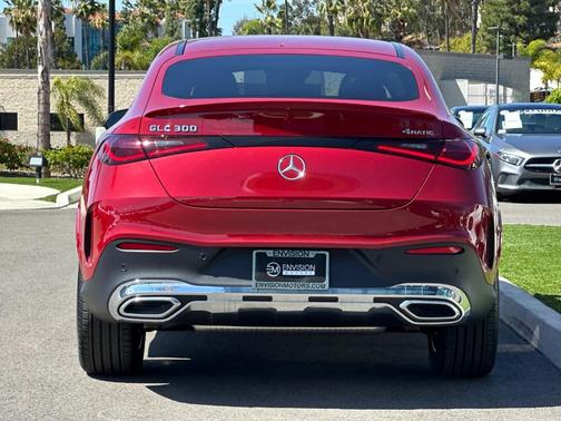 MAN PATAGONIA R 2026 Mercedes-Benz GLC 300 Base 4MATIC