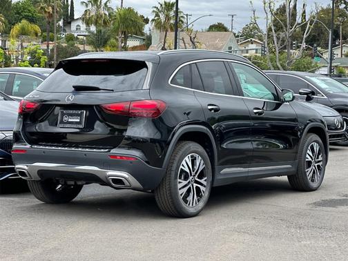 2025 Mercedes-Benz GLA 250 Base