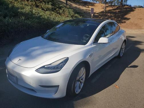 Pearl White Multi 2018 Tesla Model 3 Long Range