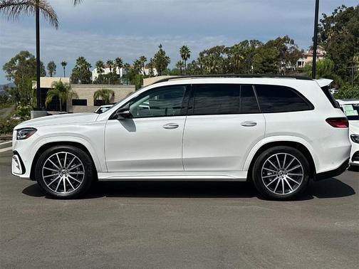 2026 Mercedes-Benz GLS 450