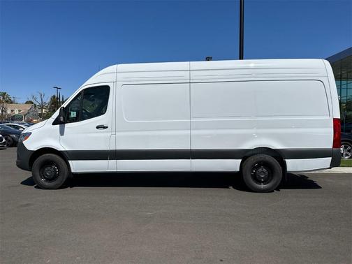 2025 Mercedes-Benz Sprinter 2500 High Roof