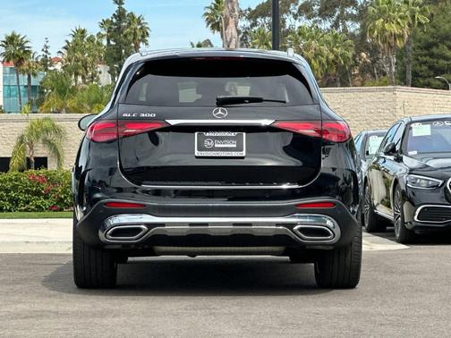 2024 Mercedes-Benz GLC 300 Base