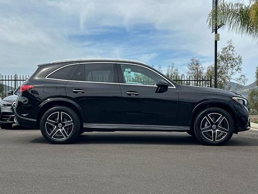 2024 Mercedes-Benz GLC 300 Base