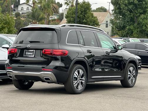 2026 Mercedes-Benz GLB 250 Base