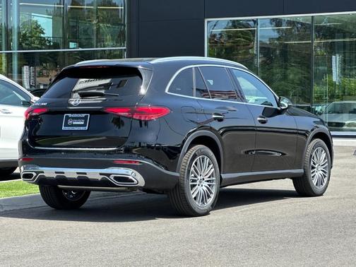 Black 2026 Mercedes-Benz GLC 300 Base