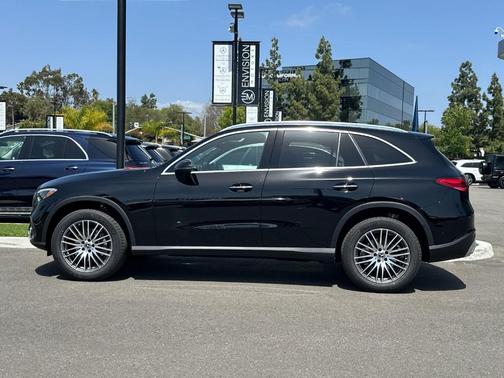 Black 2026 Mercedes-Benz GLC 300 Base