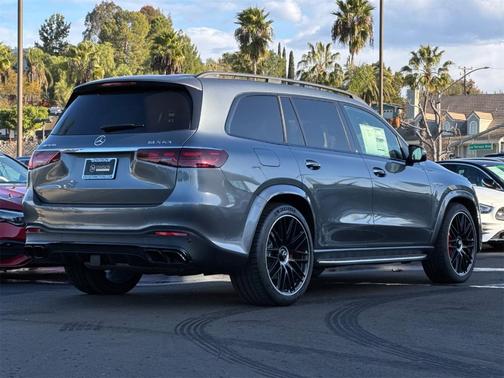 2024 Mercedes-Benz AMG GLS 63 Base 4MATIC