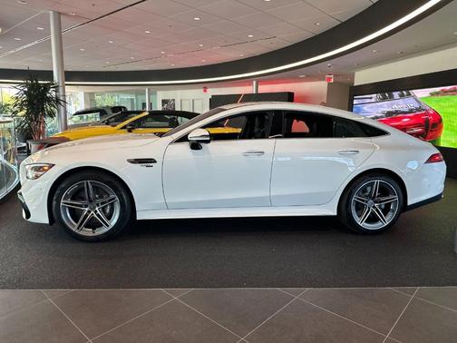 2026 Mercedes-Benz AMG GT 43 BASE