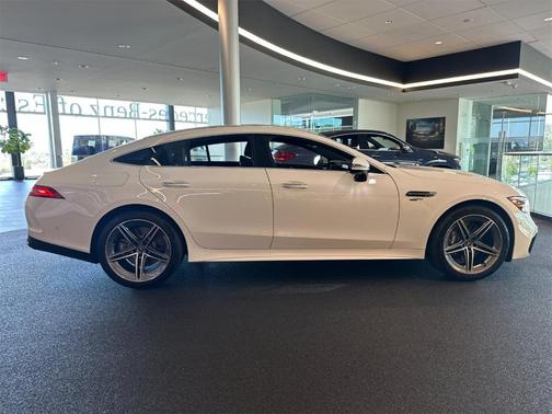 2026 Mercedes-Benz AMG GT 43 BASE