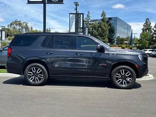 Titanium Rush Metallic 2023 GMC Yukon AT4