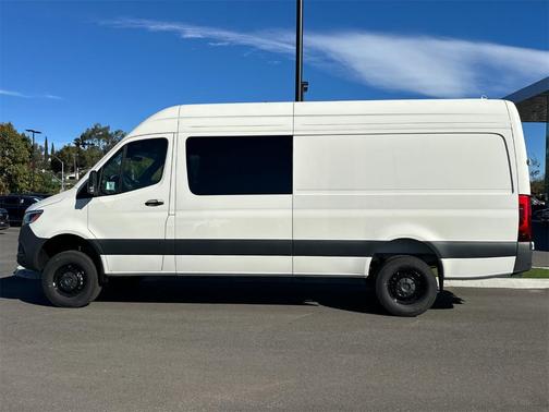 2025 Mercedes-Benz Sprinter 2500 High Roof