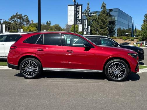 MAN PATAGONIA R 2026 Mercedes-Benz GLC 300 Base