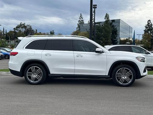 2023 Mercedes-Benz GLS 450 4MATIC