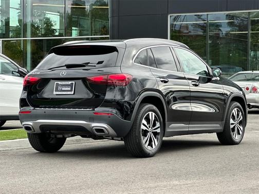 2025 Mercedes-Benz GLA 250 Base