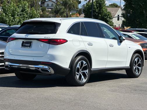 2025 Mercedes-Benz GLC 350e Base