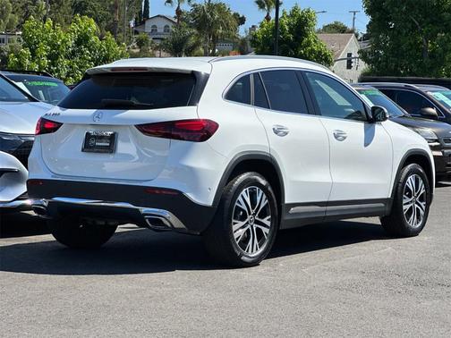 2025 Mercedes-Benz GLA 250 Base