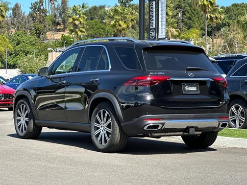 Obsidian Black 2026 Mercedes-Benz GLE 350 Base 4MATIC