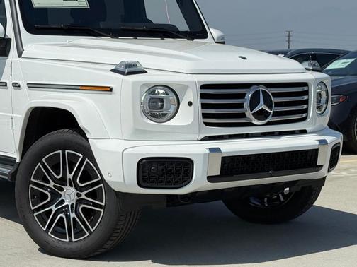 Polar White 2026 Mercedes-Benz G-Class 580