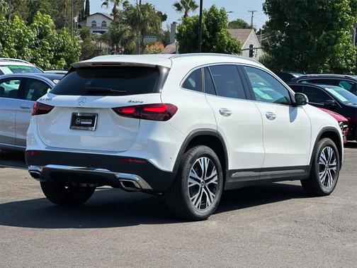 2026 Mercedes-Benz GLA 250 Base 4MATIC