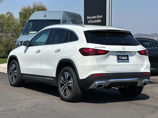 2026 Mercedes-Benz GLA 250 Base 4MATIC