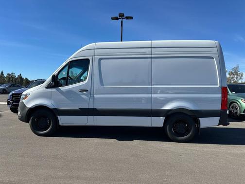 2026 Mercedes-Benz Sprinter 2500 Standard Roof