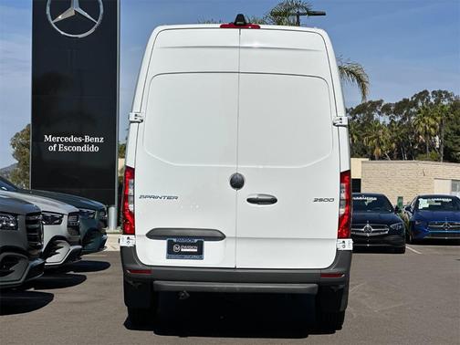 2026 Mercedes-Benz Sprinter 2500 Standard Roof