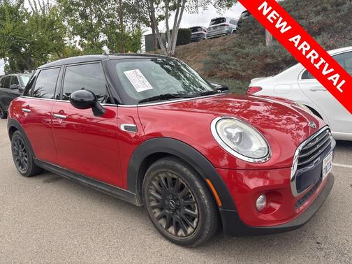 2017 MINI Hardtop Cooper