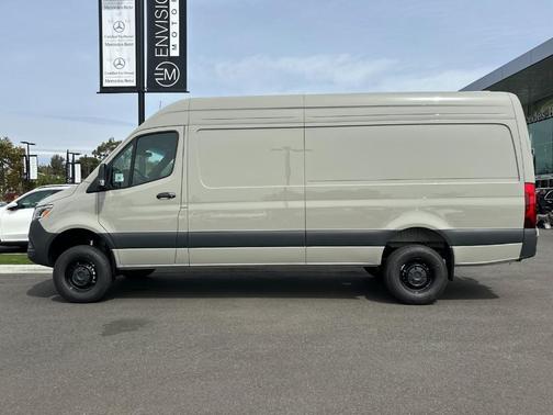 2026 Mercedes-Benz Sprinter 2500 High Roof