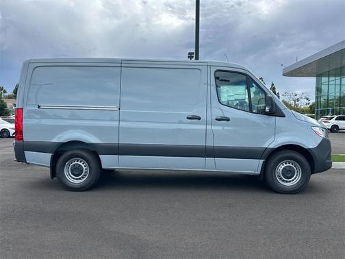 2025 Mercedes-Benz Sprinter 2500 144 WB