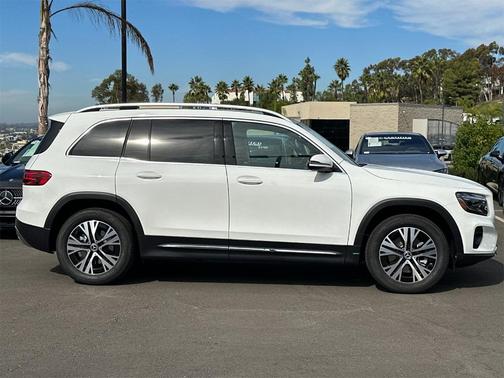 2026 Mercedes-Benz GLB 250 Base