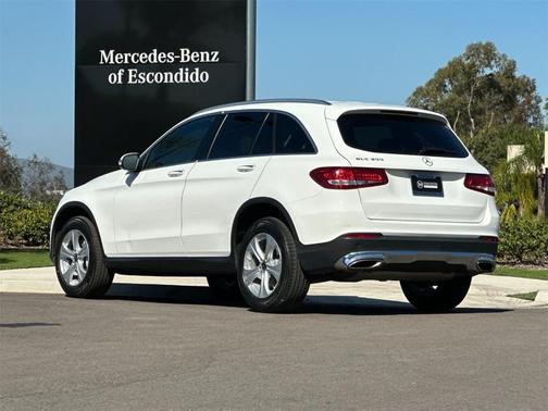 2017 Mercedes-Benz GLC 300 Base