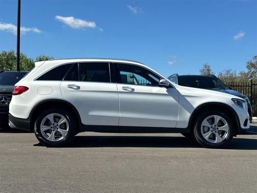 2017 Mercedes-Benz GLC 300 Base