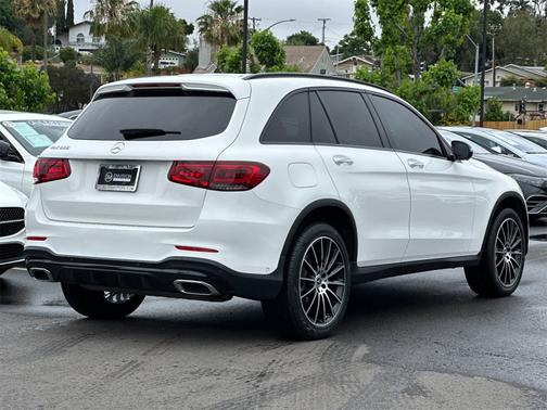 2022 Mercedes-Benz GLC 300