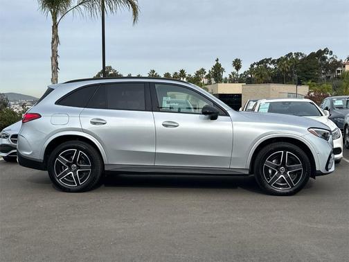 2025 Mercedes-Benz GLC 300 Base 4MATIC