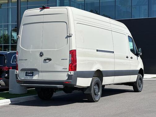 2026 Mercedes-Benz Sprinter 2500 High Roof