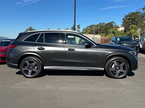 2026 Mercedes-Benz GLC 300 Base