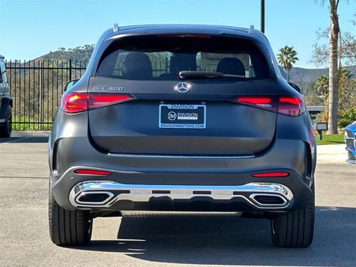 2026 Mercedes-Benz GLC 300 Base