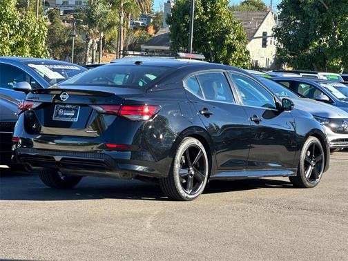 2022 Nissan Sentra SR