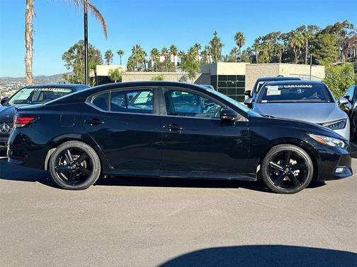 2022 Nissan Sentra SR