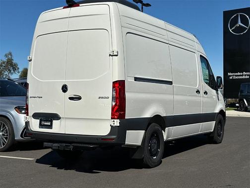 2025 Mercedes-Benz Sprinter 2500 Standard Roof