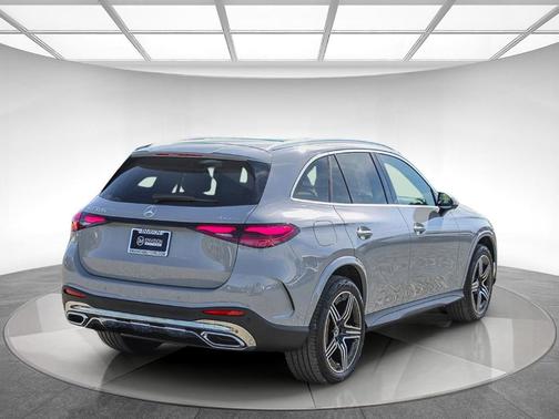 2026 Mercedes-Benz GLC 350e Base 4MATIC