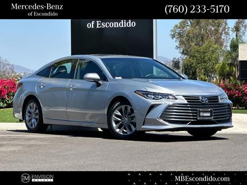 Celestial Silver Metallic 2022 Toyota Avalon XLE